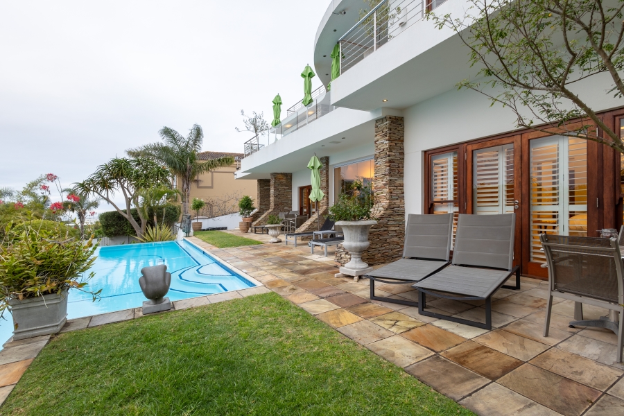 6 Bedroom Property for Sale in Cutty Sark Western Cape